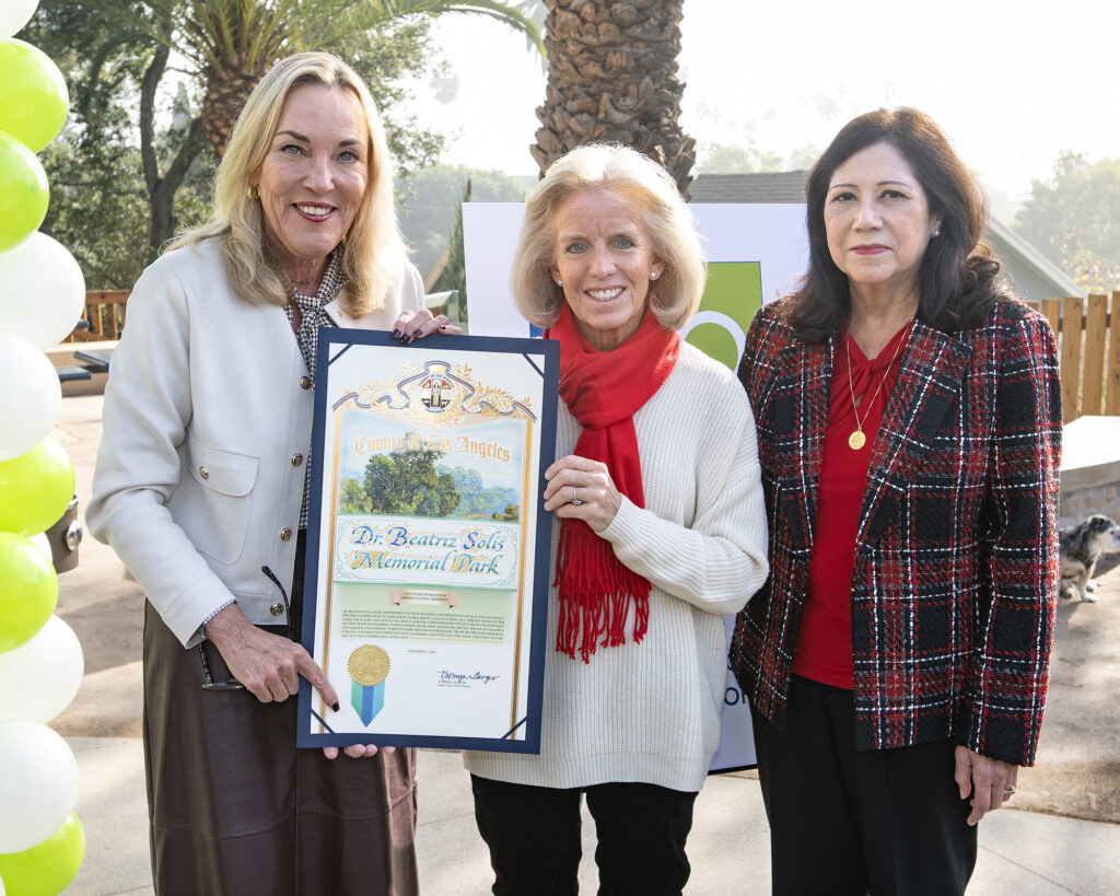 Supervisor Barger and Chair Solis present a commemorative scroll to South Pasadena Mayor Janet Braun in recognition of the City's new Dr. Beatriz Solis Memorial Park.